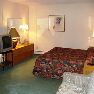 Budget Host Inn and Hotel